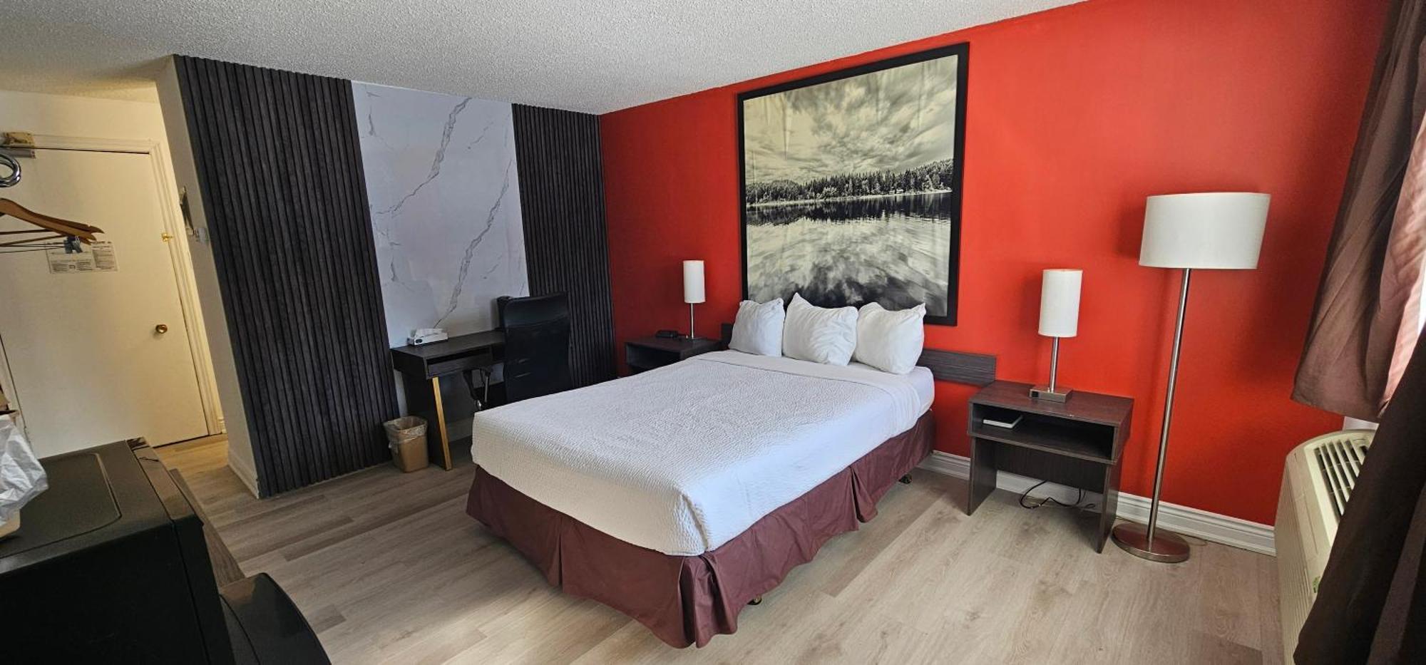 Super 8 By Wyndham Kirkland Lake Exteriör bild